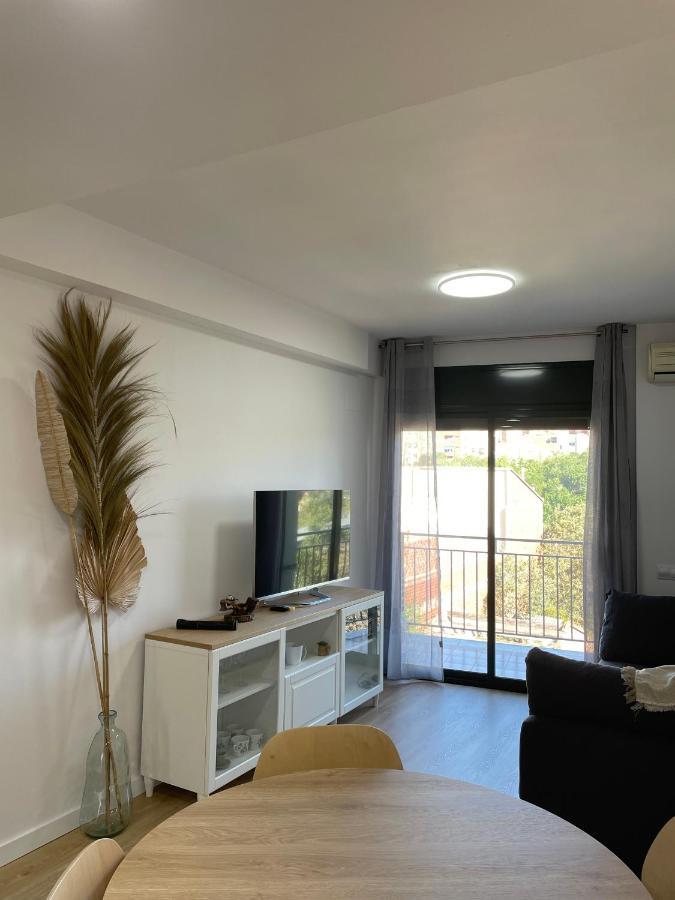 Acogedor Apartamento Vallparadis Con Parking Тарраса Екстер'єр фото